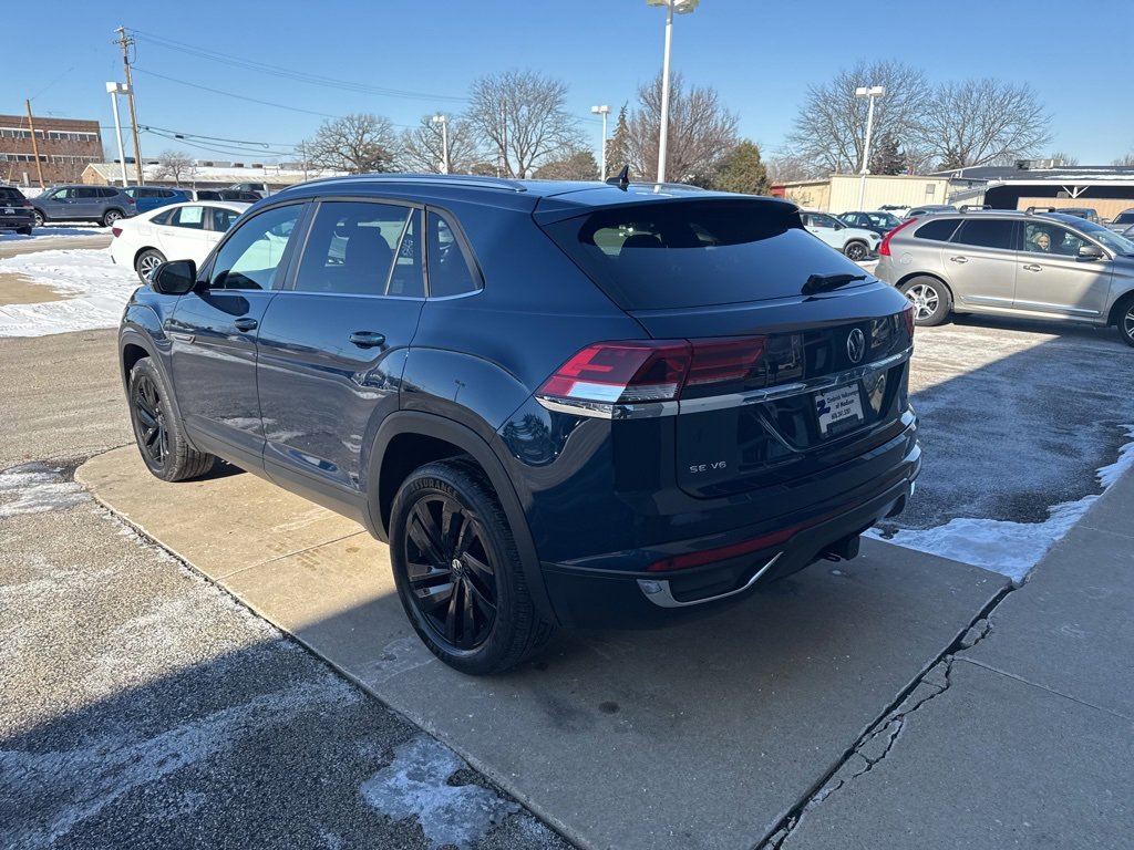 Certified 2023 Volkswagen Atlas Cross Sport SE image 7