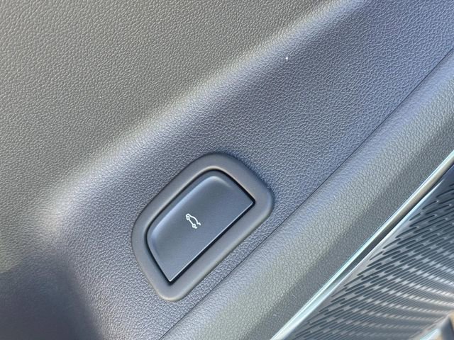 New 2026 Chevrolet Traverse LT w/ Enhanced Driving Package image 26