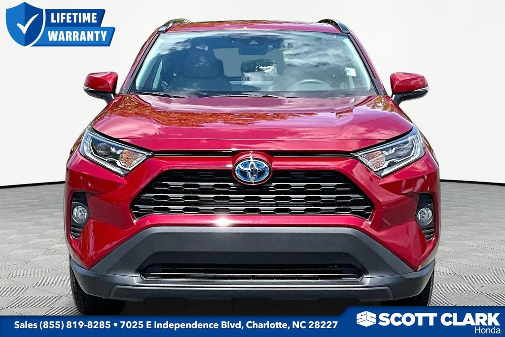 Used 2021 Toyota RAV4 XLE Premium AWD/4WD image 2