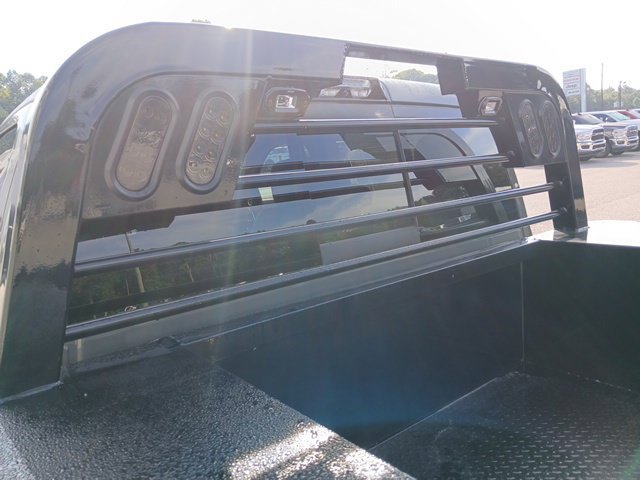 New 2026 RAM 4500 4x4 Crew Cab DRW w/ Laramie Trim Package image 9