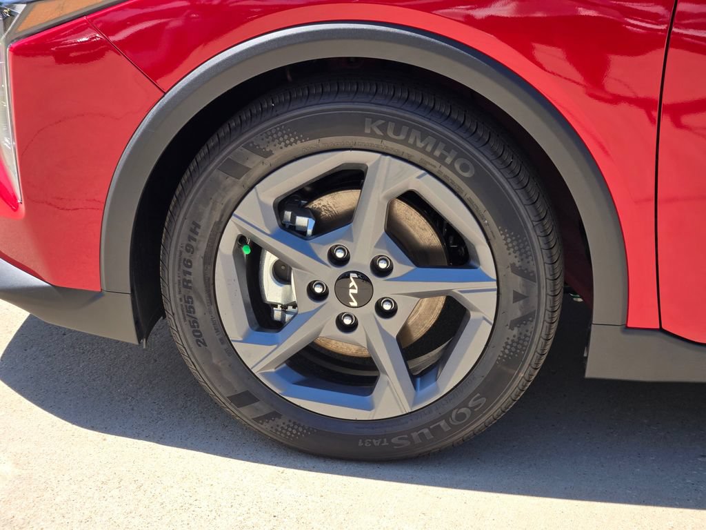 New 2026 Kia K4 FWD image 9