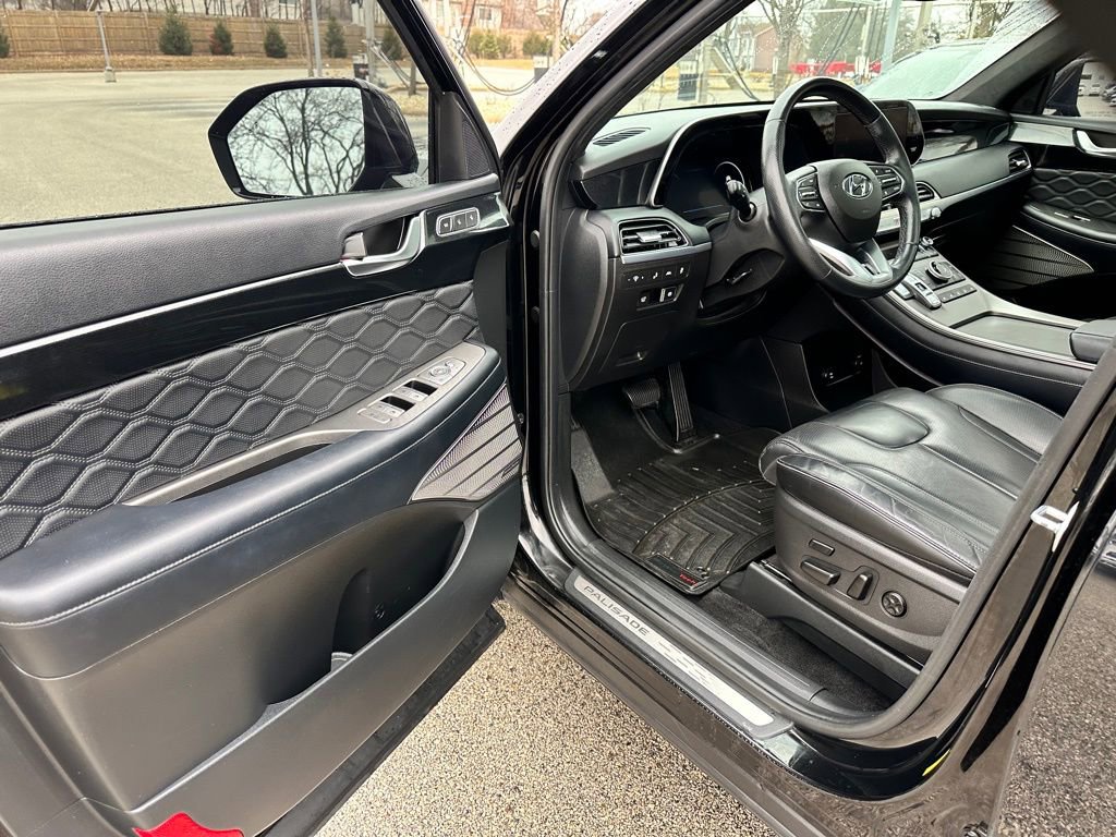 Used 2021 Hyundai Palisade Calligraphy image 18