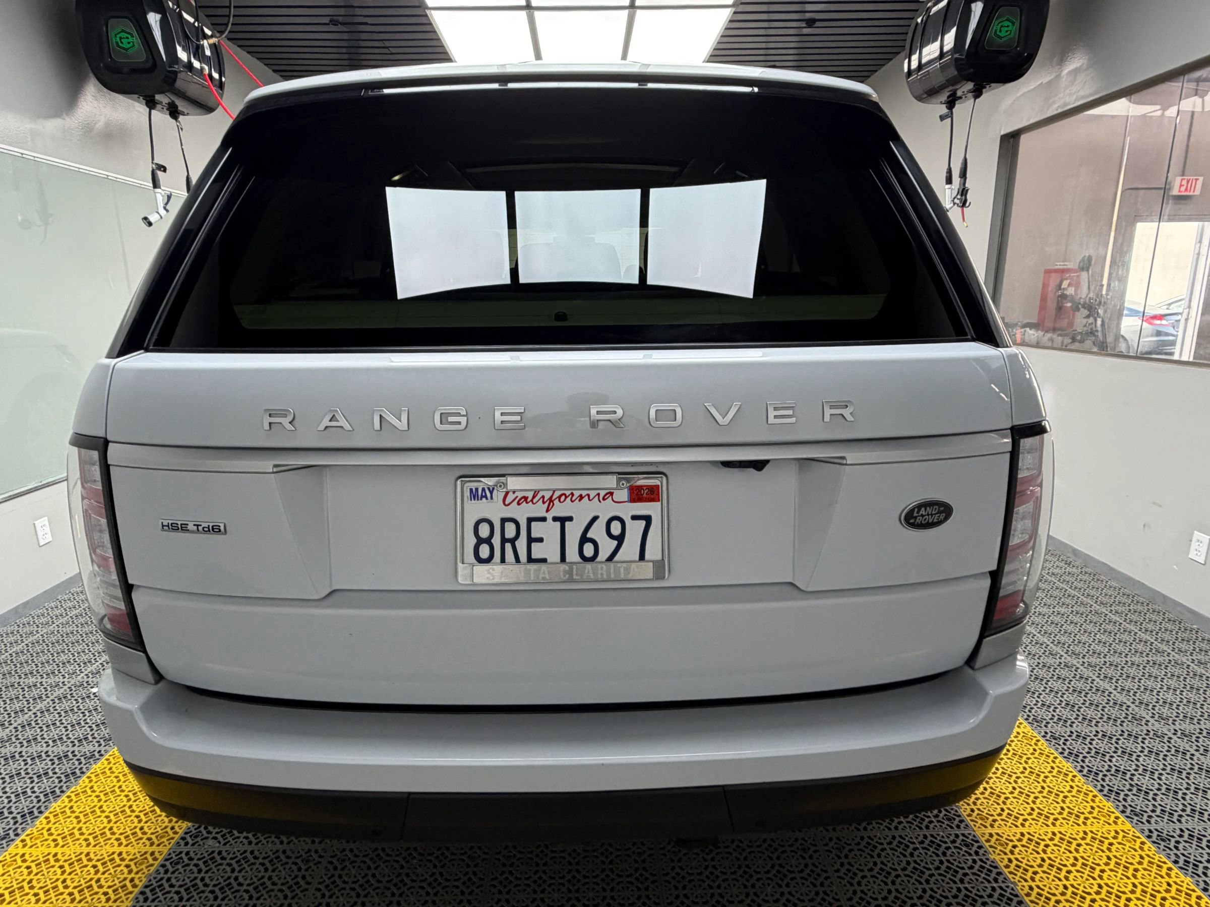Used 2017 Land Rover Range Rover HSE image 6