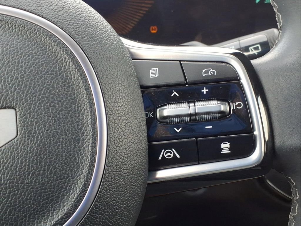 Used 2025 Kia Sorento S w/ Panoramic Sunroof Package FWD image 28
