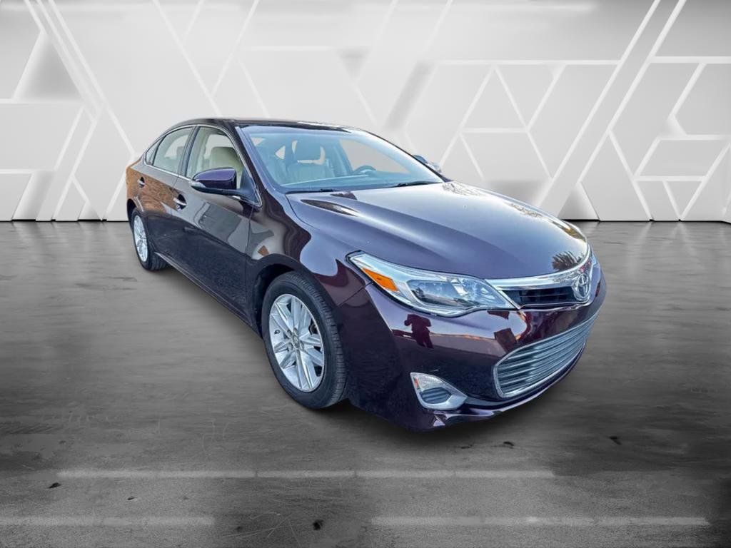 Used 2015 Toyota Avalon XLE FWD image 5