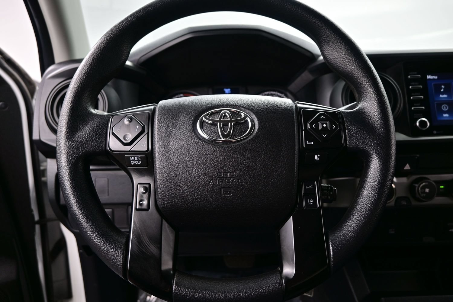 Used 2022 Toyota Tacoma SR AWD/4WD image 22