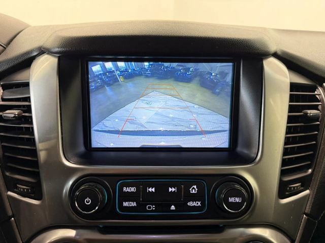 Used 2018 Chevrolet Suburban Premier AWD/4WD image 19