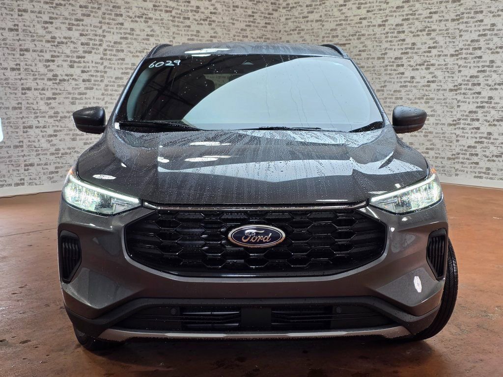 New 2026 Ford Escape ST-Line w/ Tech Pack #1 image 3
