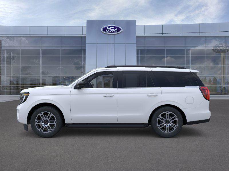 New 2026 Ford Expedition Active image 3
