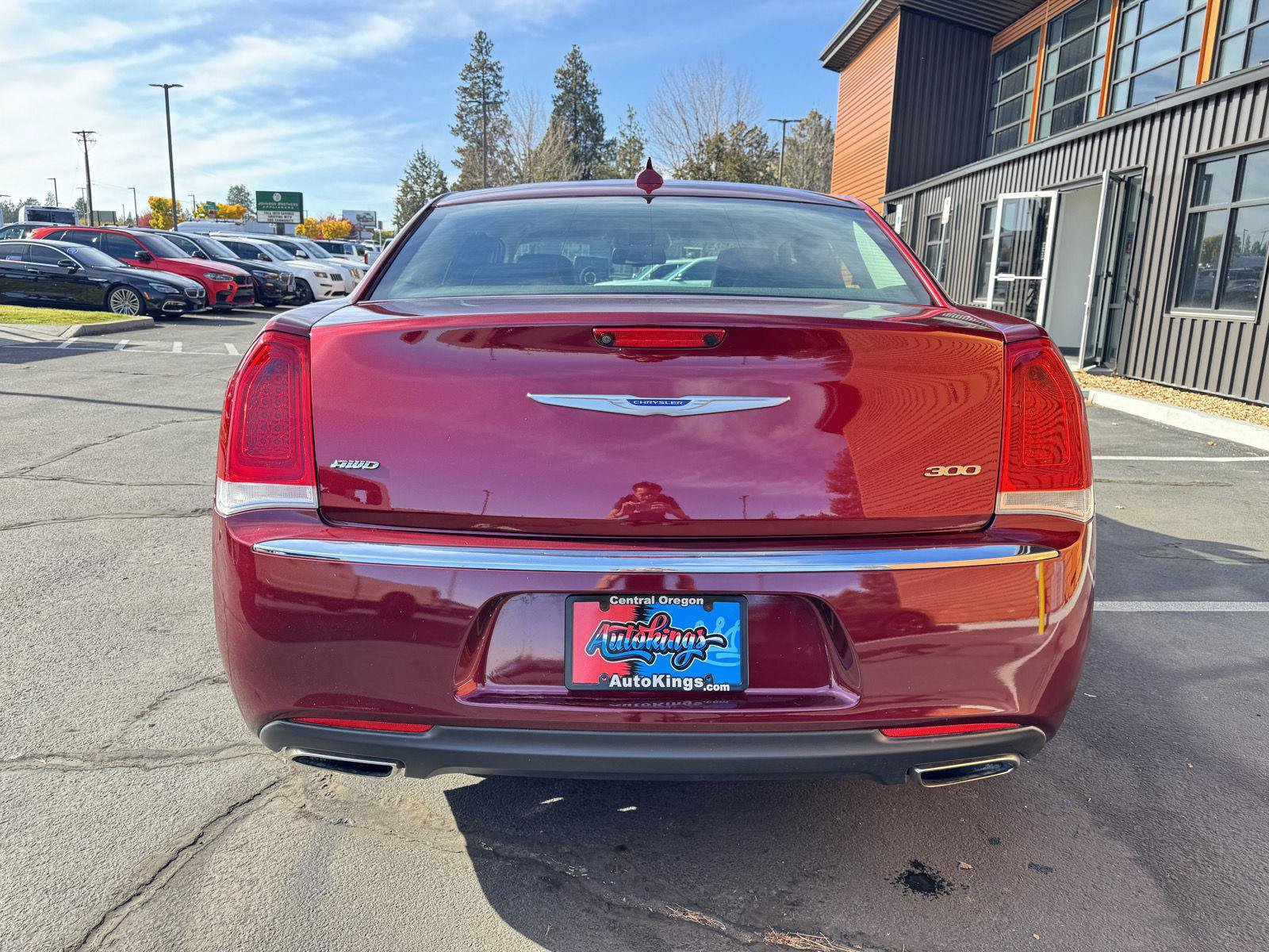 Used 2020 Chrysler 300 Touring L w/ Value Package AWD/4WD image 4