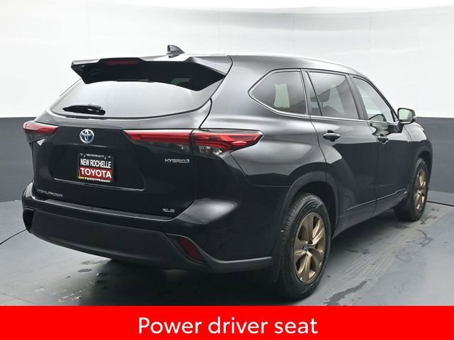 Used 2023 Toyota Highlander Bronze Edition image 7