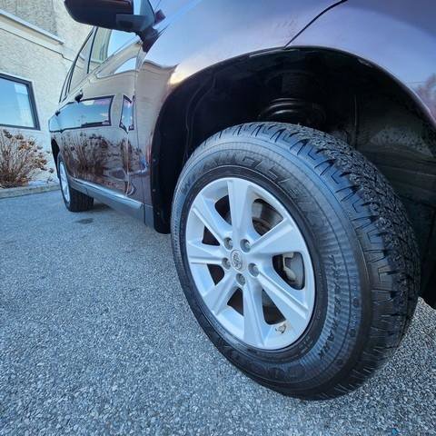 Used 2012 Toyota Highlander SE w/ Tow Pkg AWD/4WD image 27