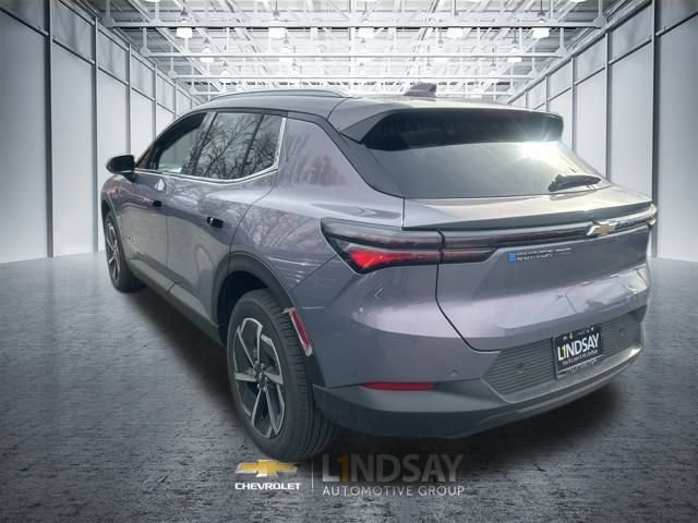 New 2026 Chevrolet Equinox EV LT AWD/4WD image 6