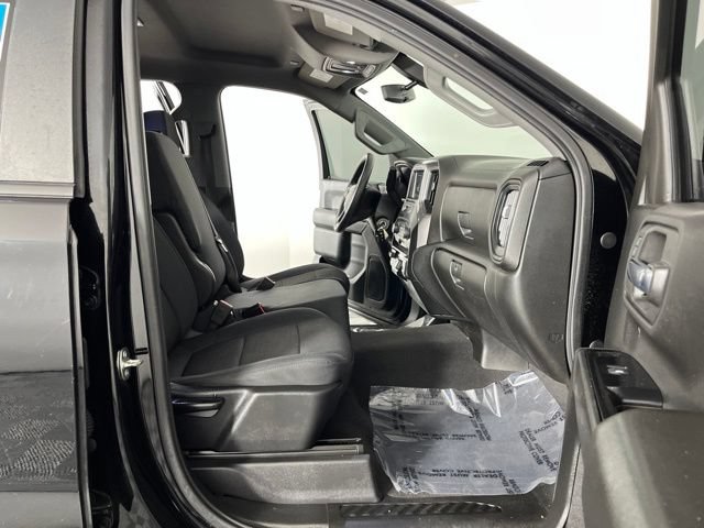 Used 2019 Chevrolet Silverado 1500 Custom Trail Boss w/ Custom Convenience Package AWD/4WD image 36