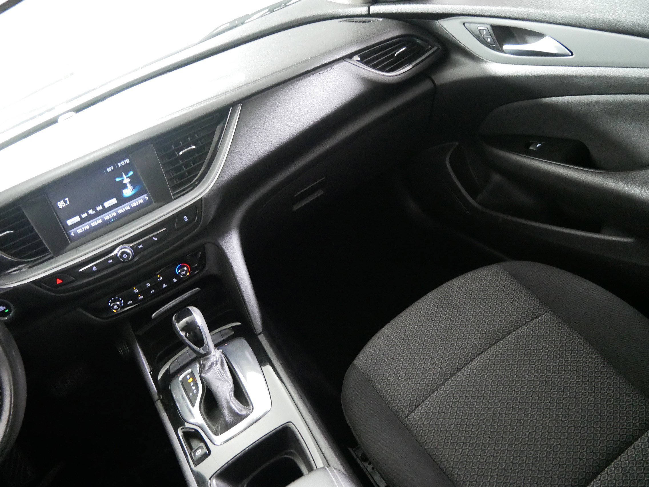 Certified 2018 Buick Regal Preferred image 11