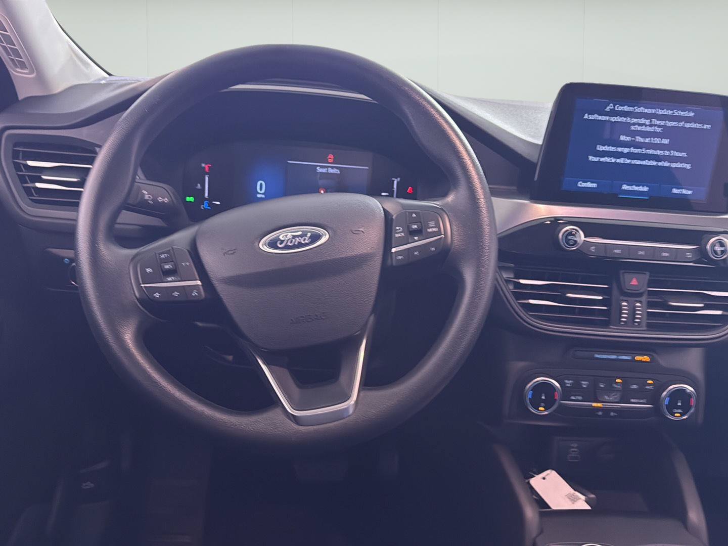 Used 2025 Ford Escape Active AWD/4WD image 12