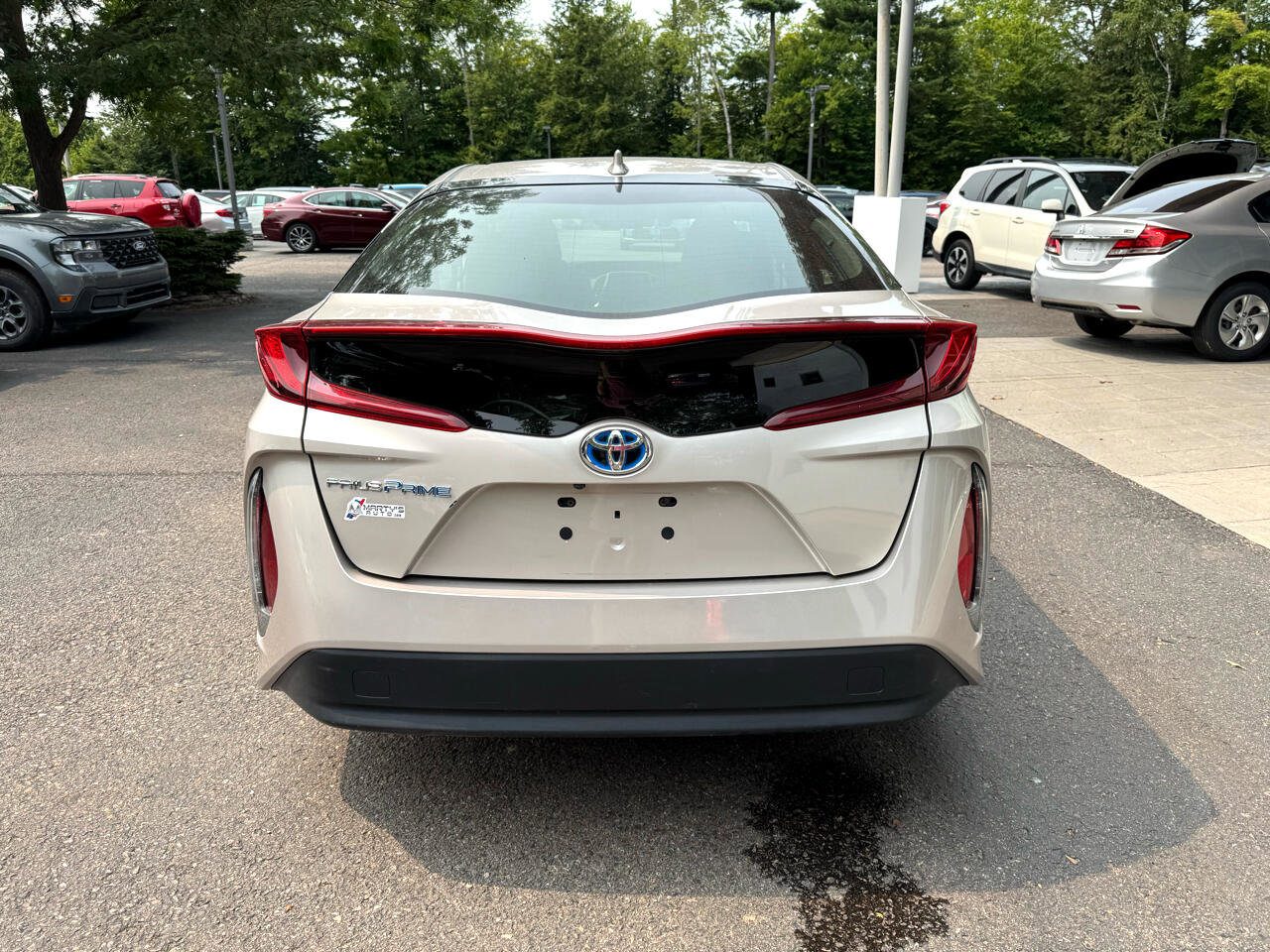 Used 2018 Toyota Prius Prime Premium image 4