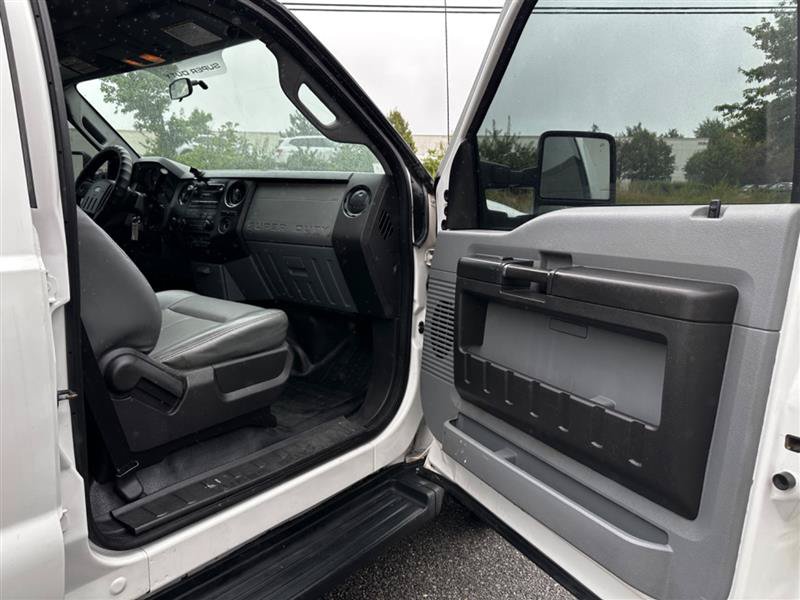 Used 2015 Ford F250 XL w/ Power Equipment Group AWD/4WD image 35