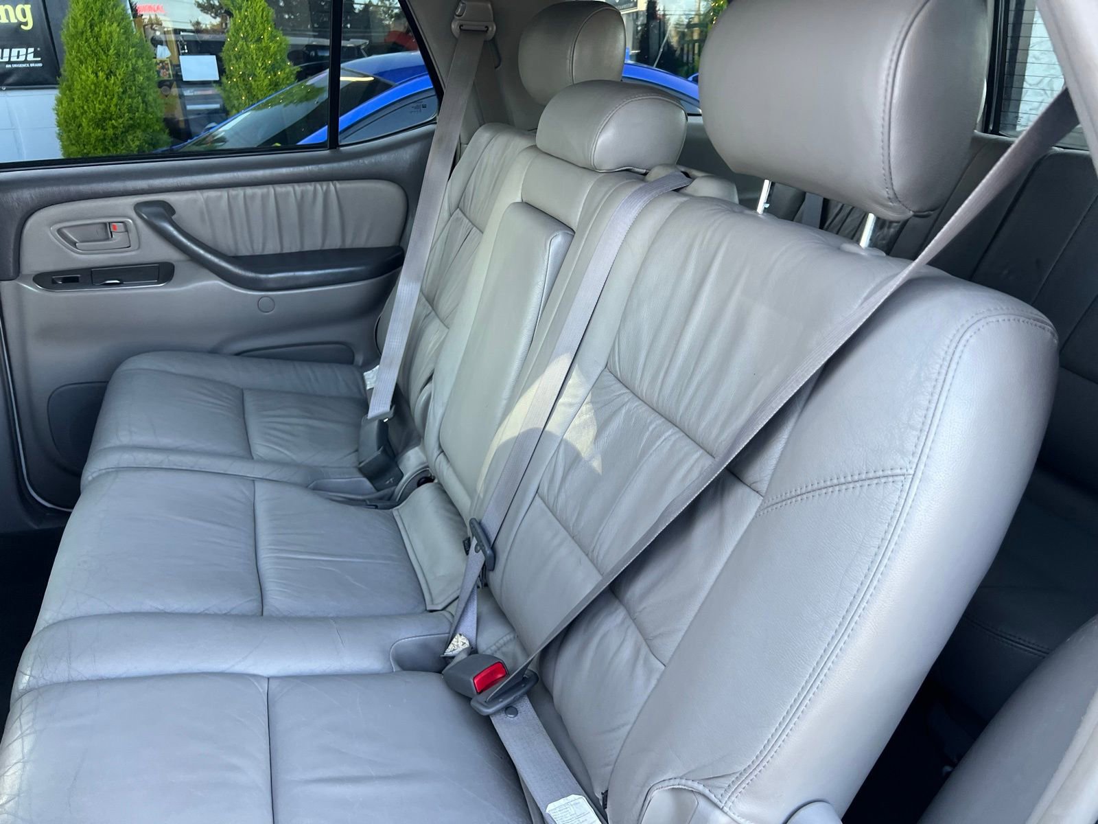 Used 2004 Toyota Sequoia Limited image 26