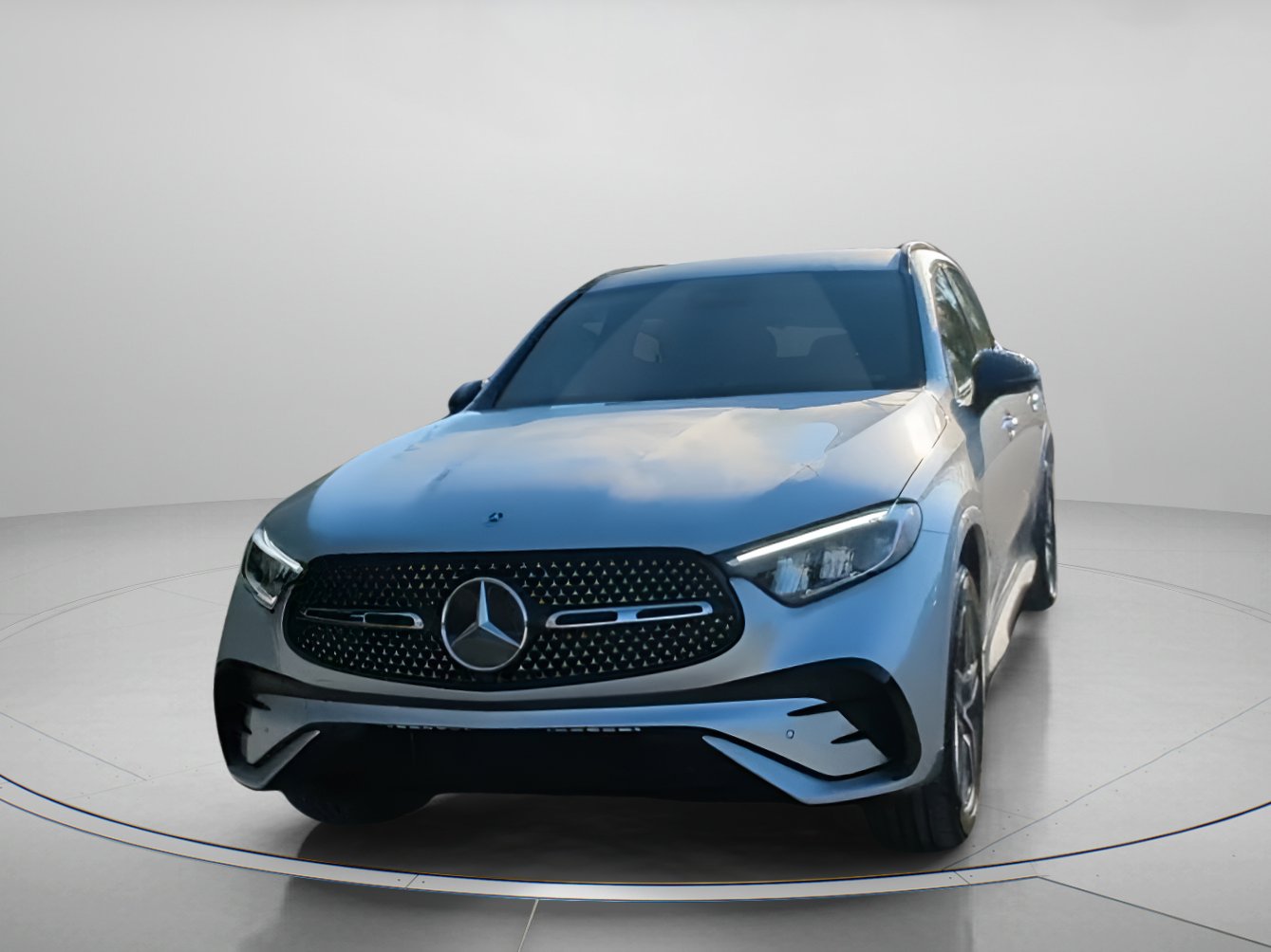 Used 2026 Mercedes-Benz GLC 300 image 8