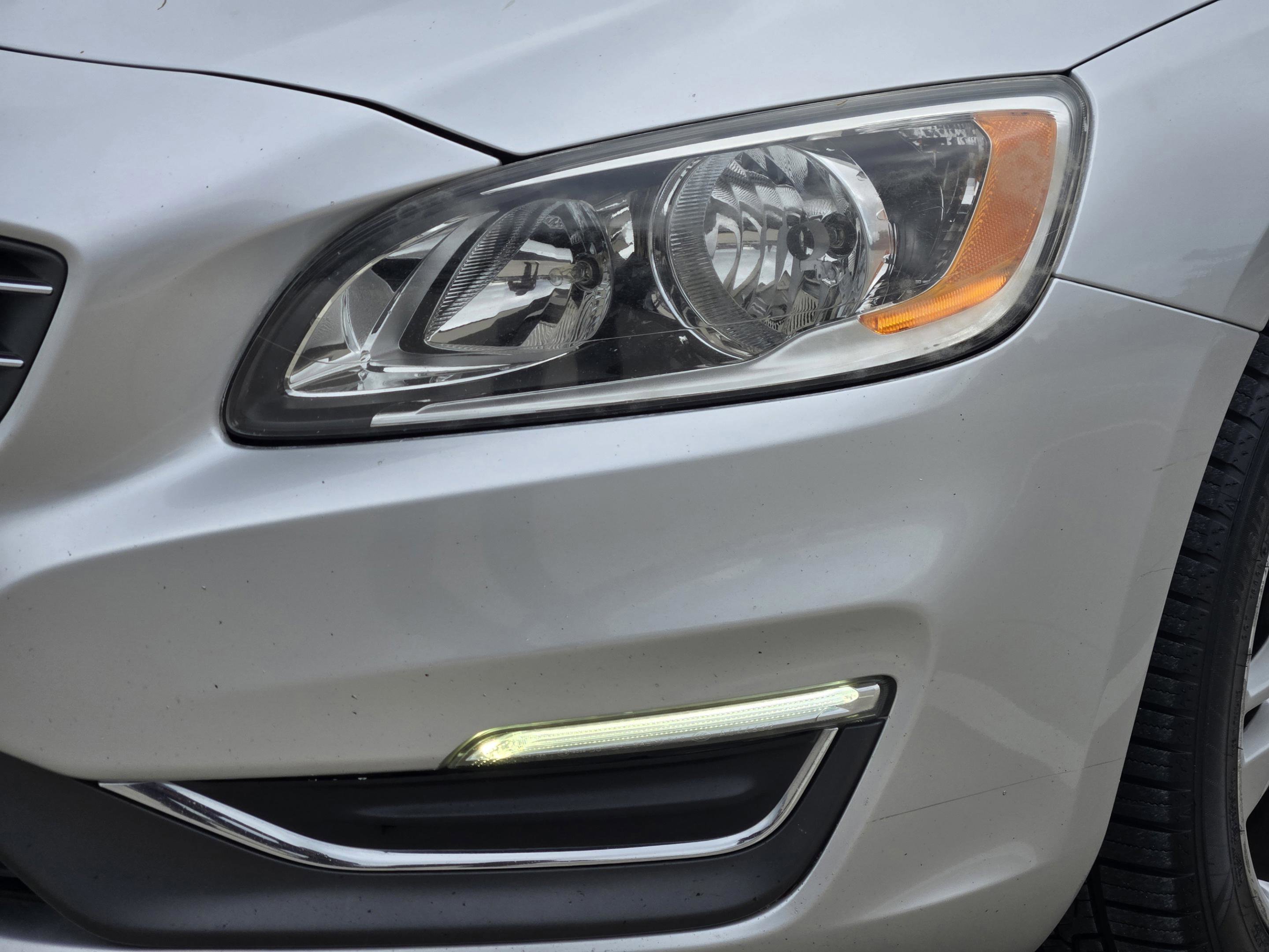 Used 2015 Volvo S60 T5 Platinum image 28