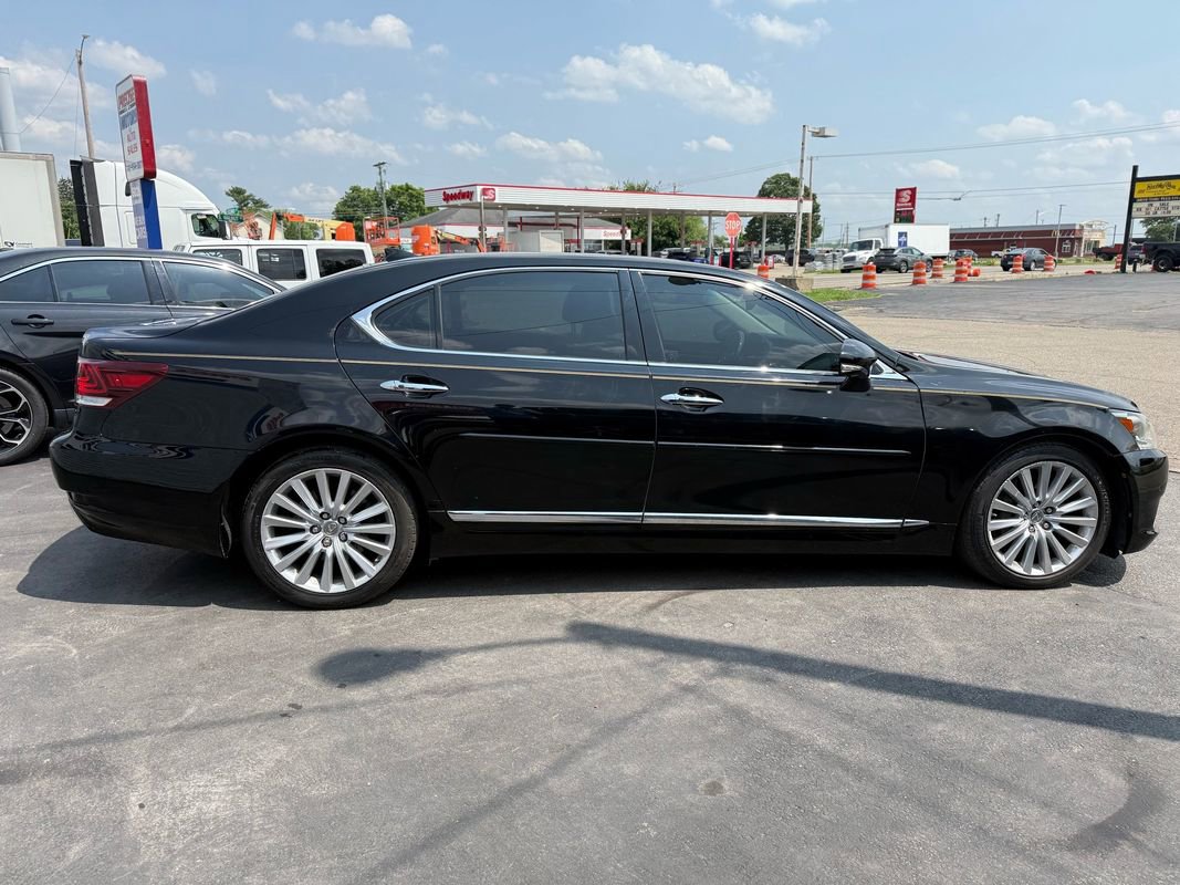 Used 2014 Lexus LS 460 L image 2