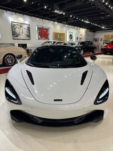 Used 2020 McLaren 720S Luxury RWD image 3