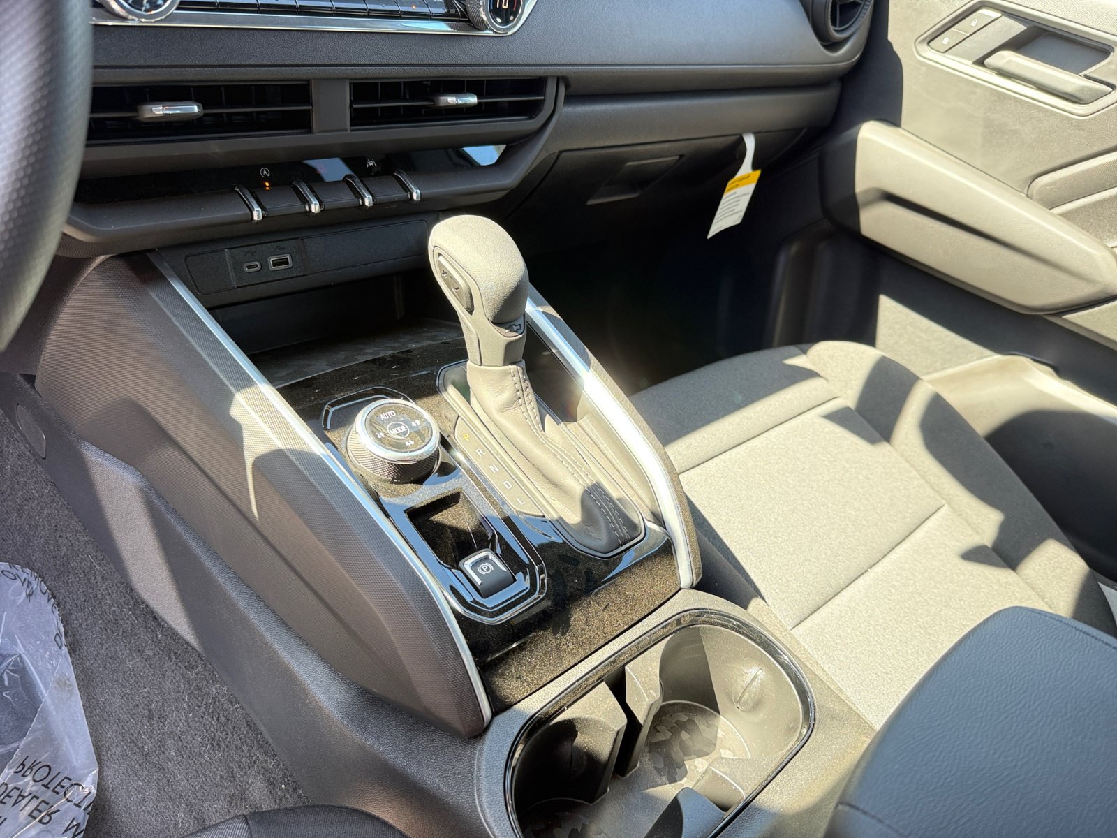 New 2026 Chevrolet Colorado Trail Boss AWD/4WD image 13