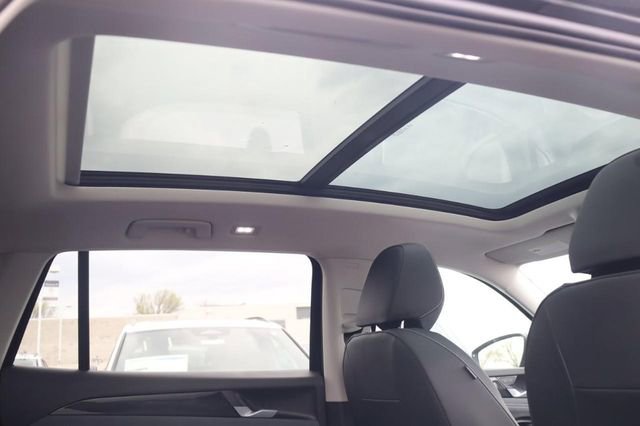 New 2026 Volkswagen Tiguan SE AWD/4WD image 21