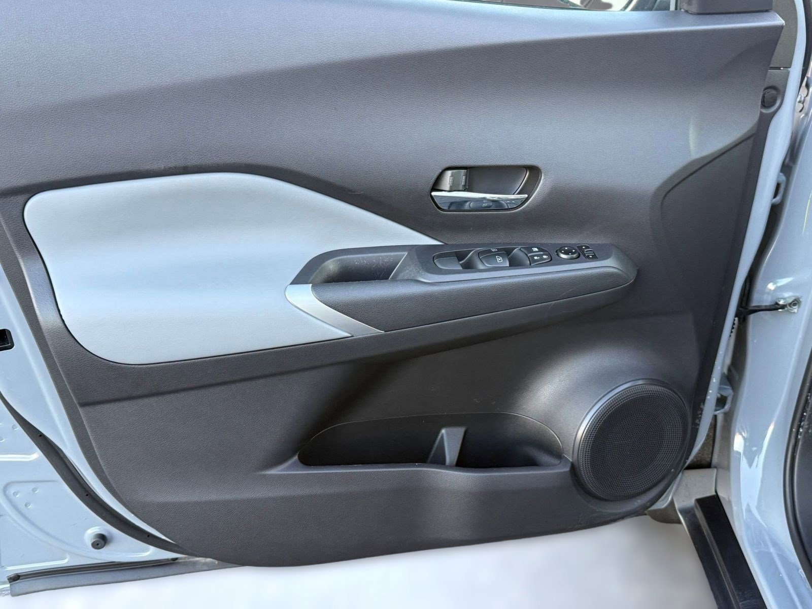 Certified 2023 Nissan Kicks SR w/ SR Premium Package image 11