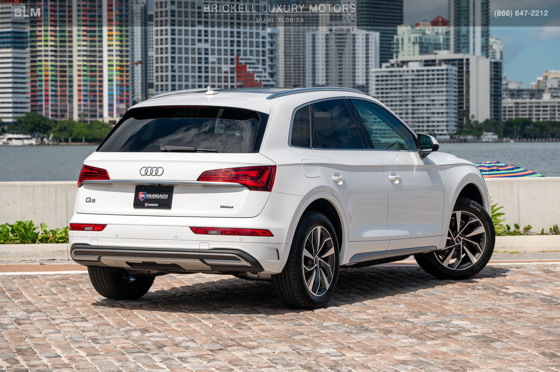 Used 2021 Audi Q5 2.0T Premium w/ Convenience Package image 4