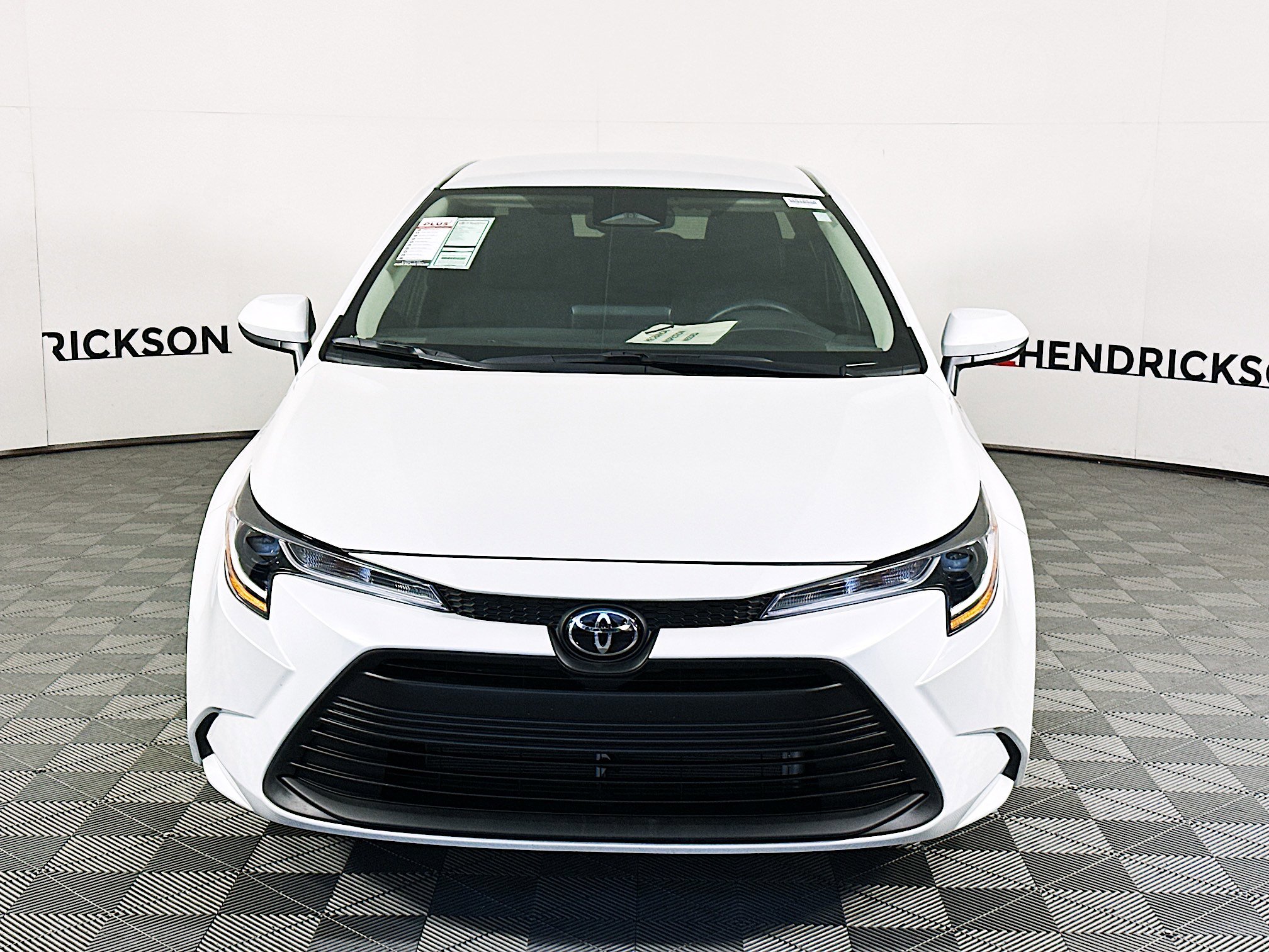 Used 2025 Toyota Corolla LE image 8