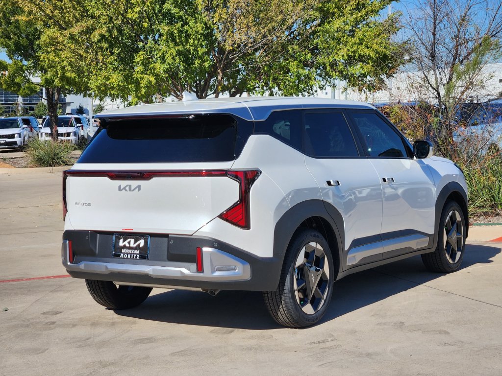 New 2027 Kia Seltos S FWD image 5