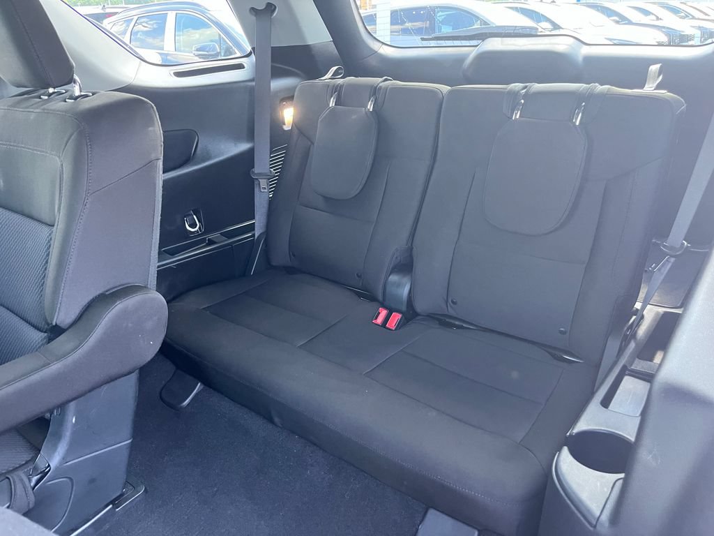 Used 2024 Ford Explorer XLT RWD image 20