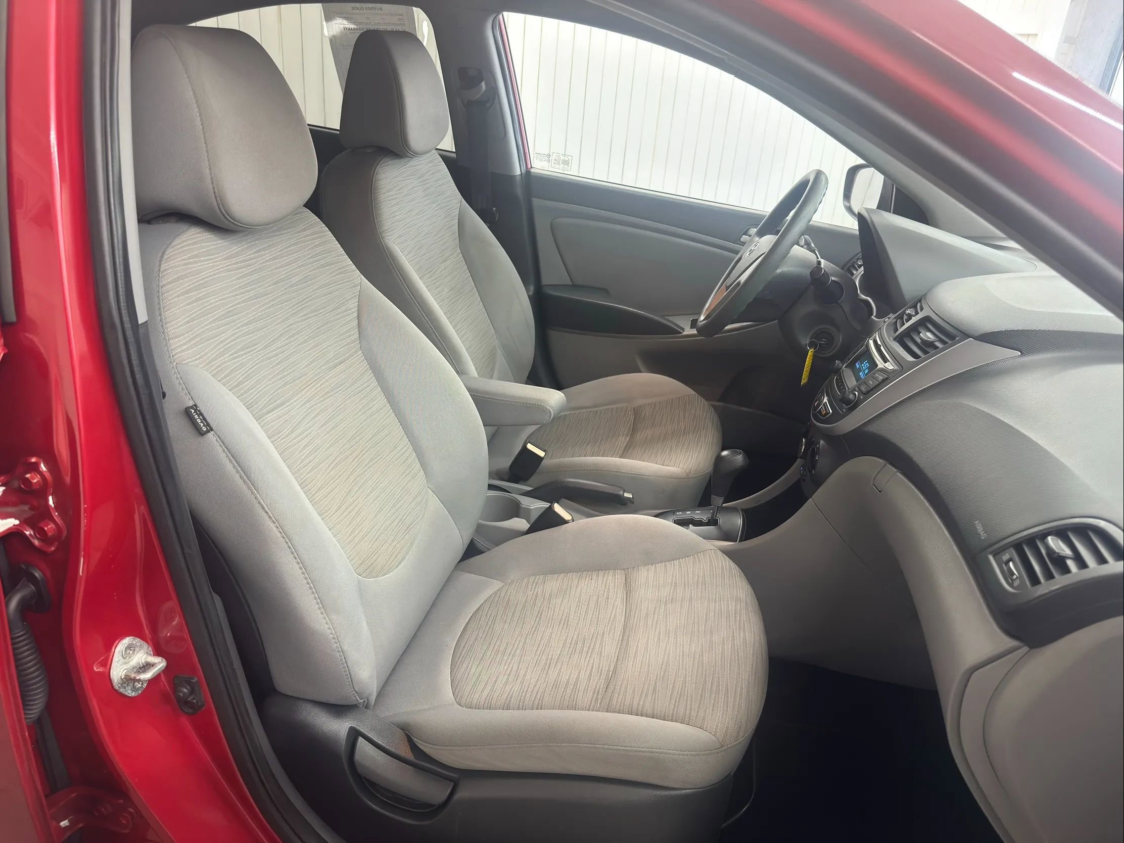 Used 2016 Hyundai Accent SE image 10