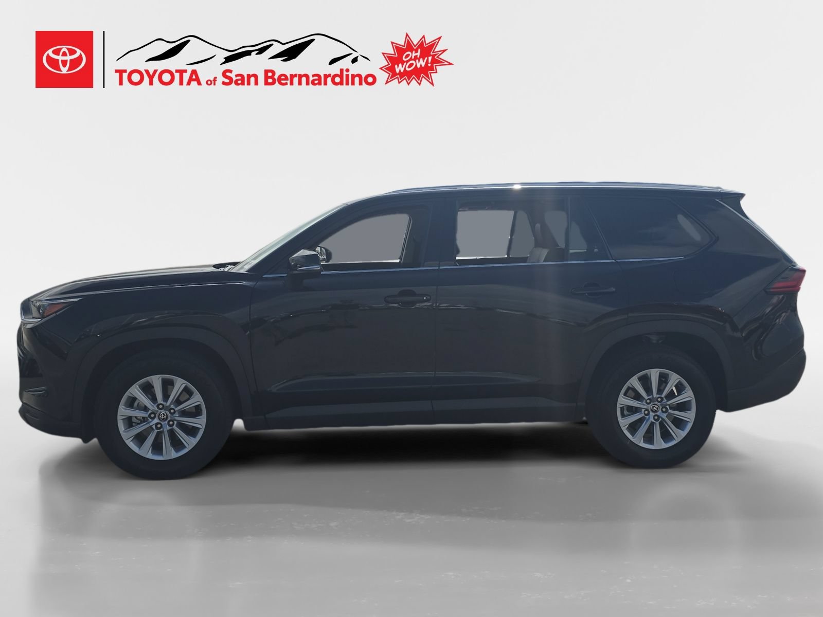Certified 2025 Toyota Grand Highlander AWD image 2