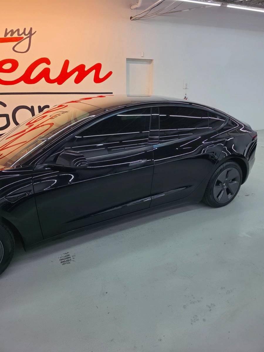 Used 2022 Tesla Model 3 RWD image 3