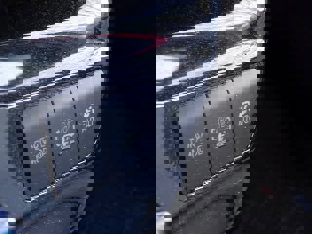 Used 2020 Toyota Prius Prime Limited image 13