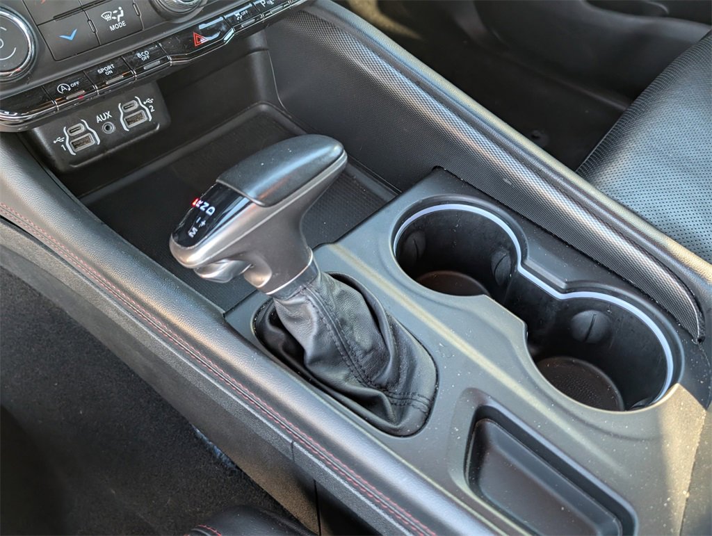 Used 2024 Dodge Durango GT image 16