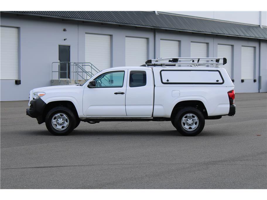 Used 2019 Toyota Tacoma 2WD Access Cab image 2