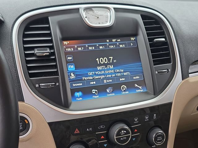 Used 2012 Chrysler 300 RWD image 16