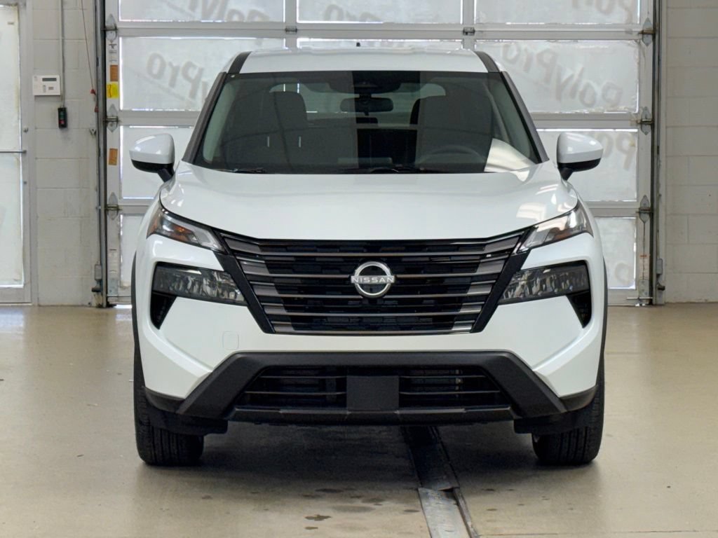 New 2026 Nissan Rogue SV w/ Cold Weather Package AWD/4WD image 2