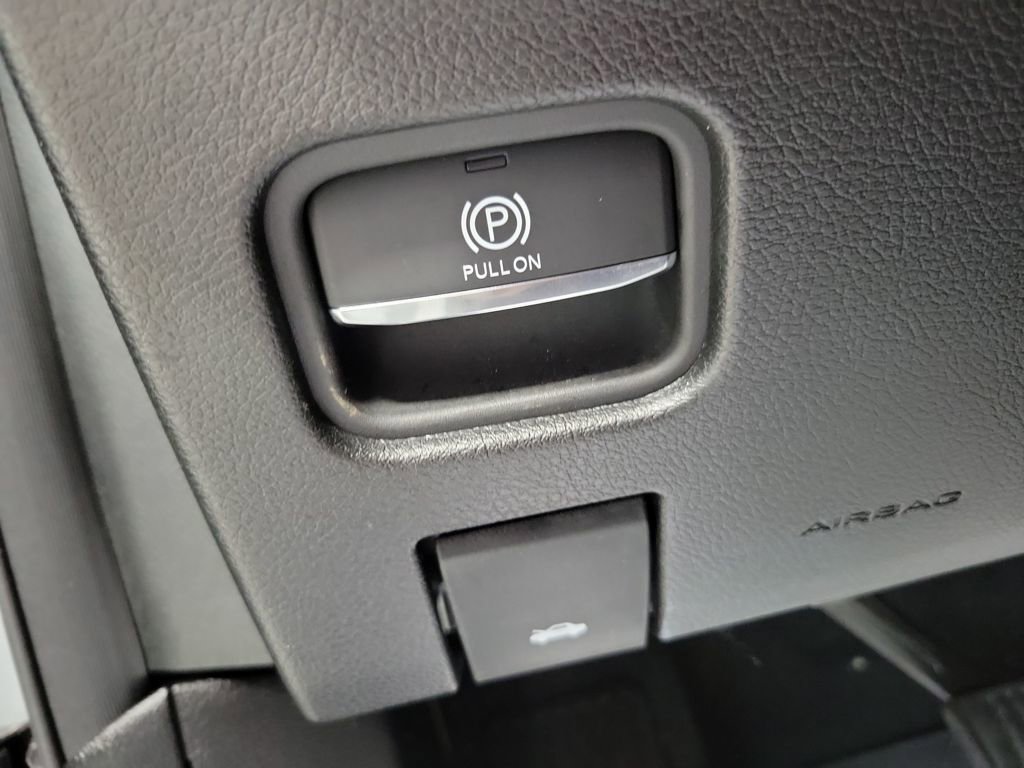 Used 2024 Jeep Grand Cherokee L Overland w/ Trailer Tow Package image 37