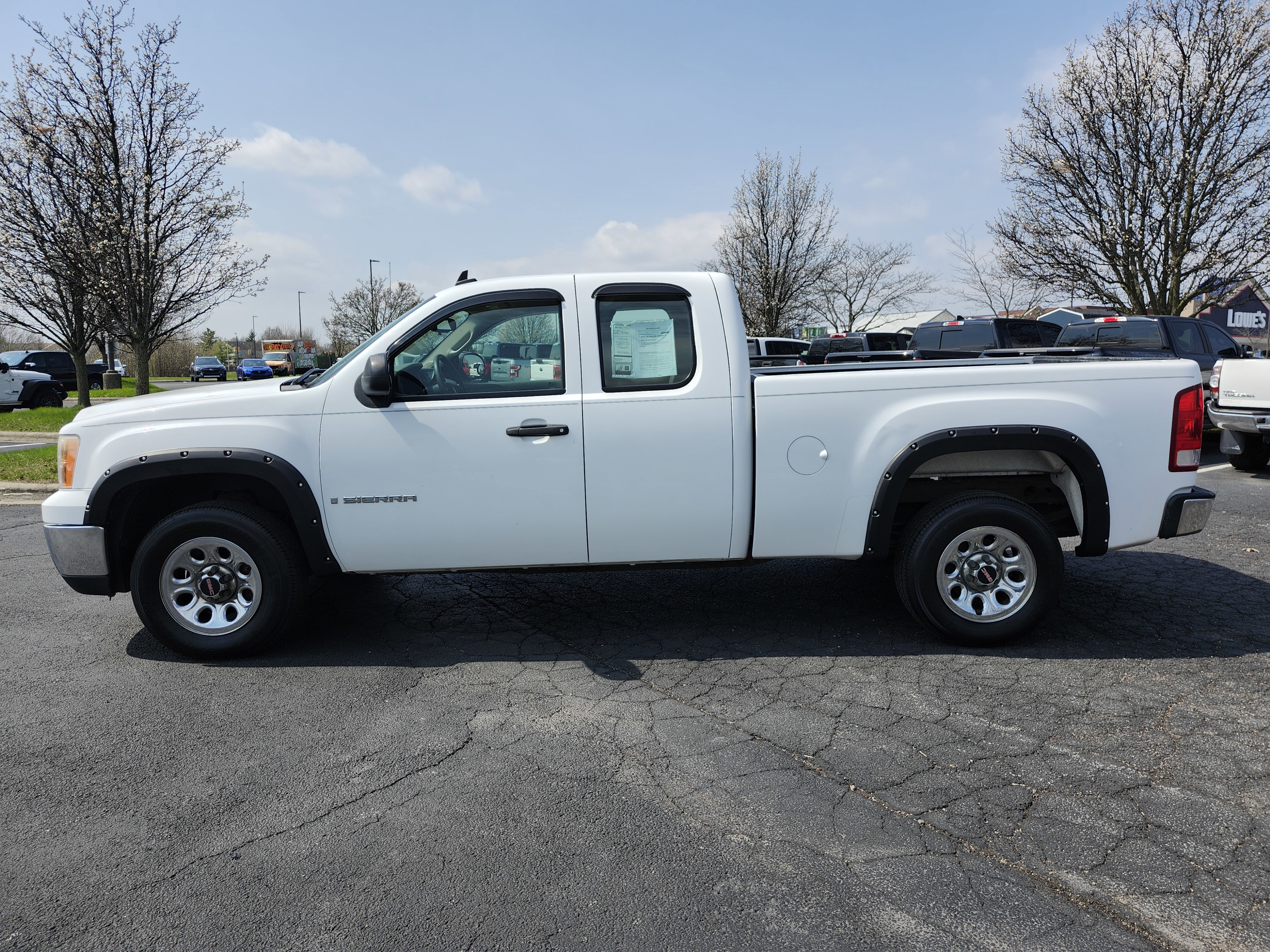 Used 2008 GMC Sierra 1500 W/T w/ SL Package image 11