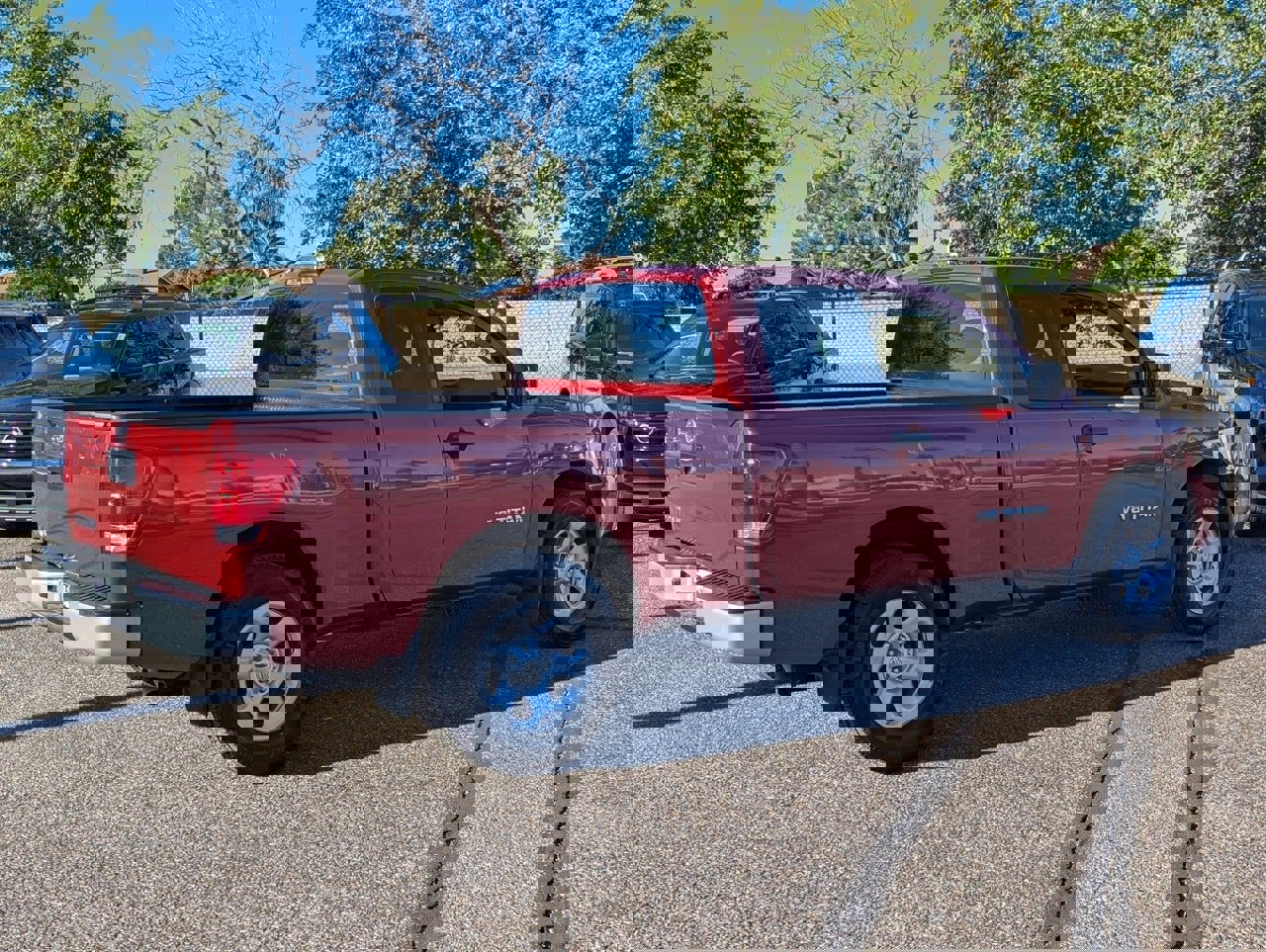 Used 2015 Nissan Titan S image 8