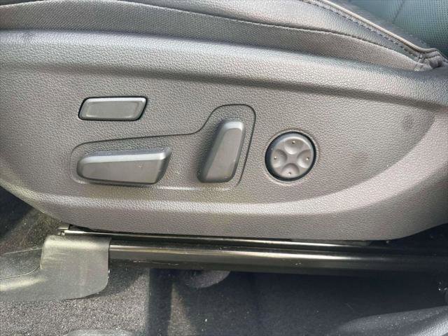 Certified 2023 Hyundai Santa Fe Limited AWD/4WD image 17