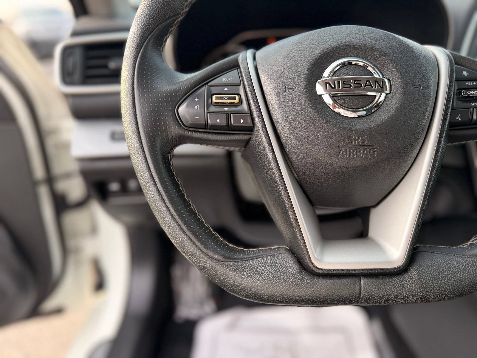 Used 2017 Nissan Maxima 3.5 SL FWD image 18