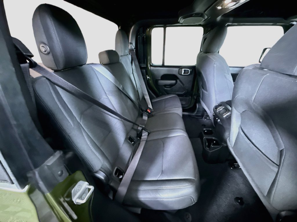 Used 2022 Jeep Gladiator Sport AWD/4WD image 30