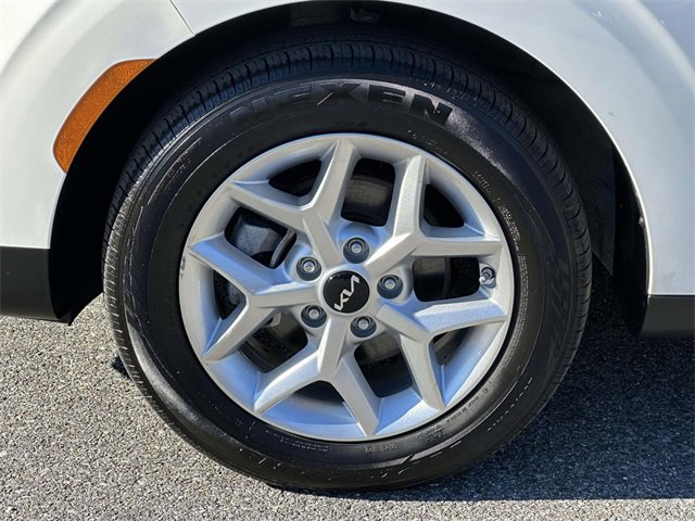 Certified 2023 Kia Soul LX w/ Option Group 015 image 24