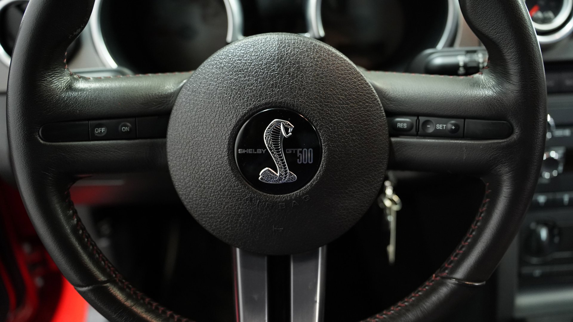 Used 2009 Ford Mustang Shelby GT500 RWD image 30